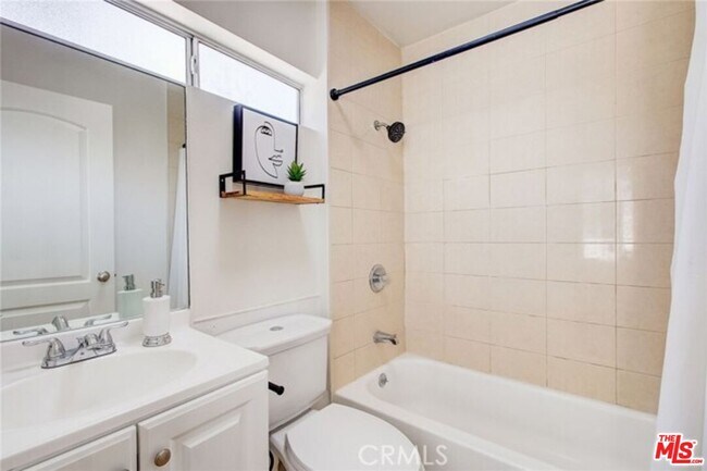 Foto del edificio - 1856 W 14th St