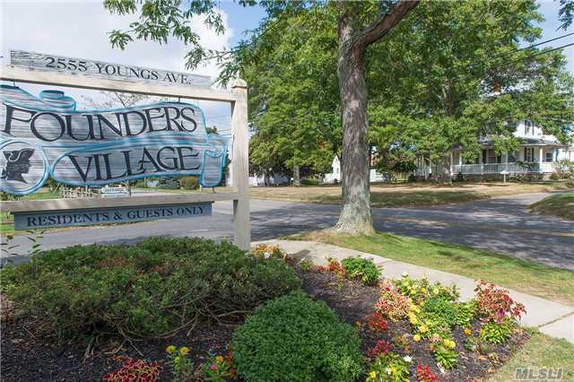 Foto principal - 2555 Youngs Ave