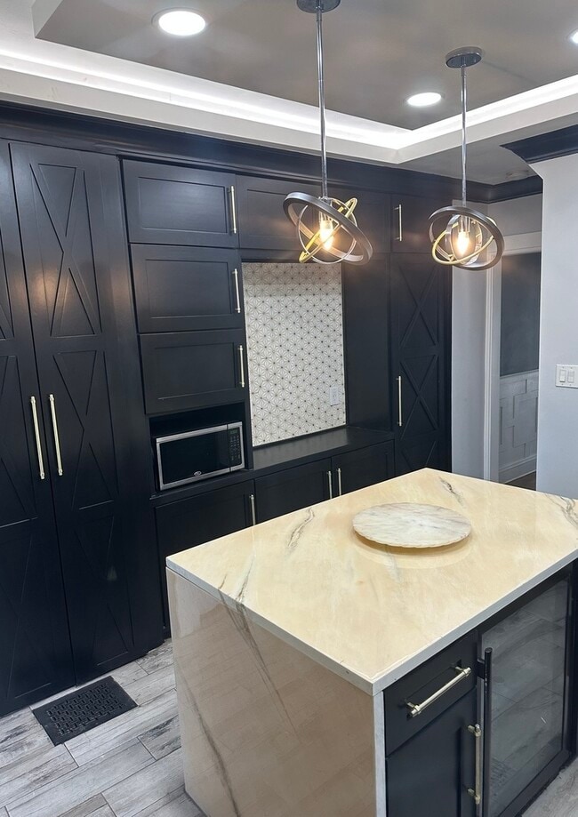 Building Photo - 2616 Cochran St