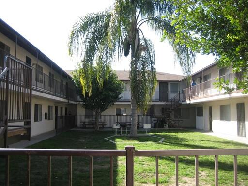 Primary Photo - 1250 S Perris Blvd