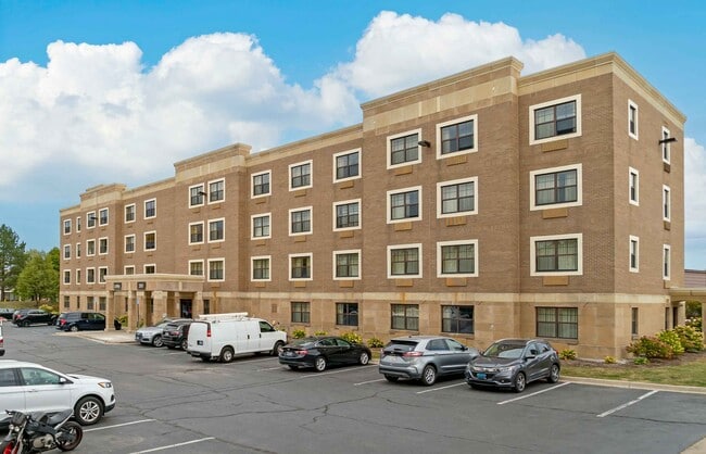 Building Photo - Furnished Studio-Detroit - Dearborn