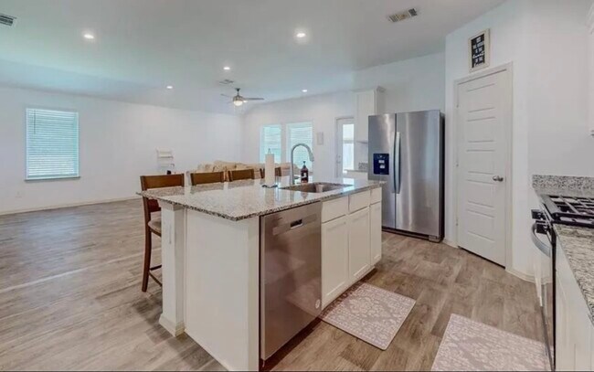 Foto del edificio - 6725 Riplee St