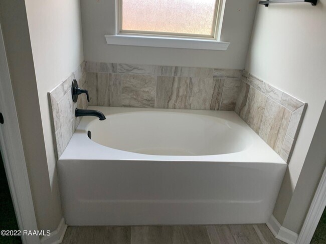 Foto del edificio - 201 St Caillin St