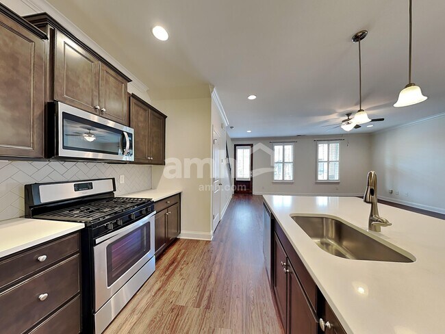 Foto del edificio - 124 Benjamin Ln