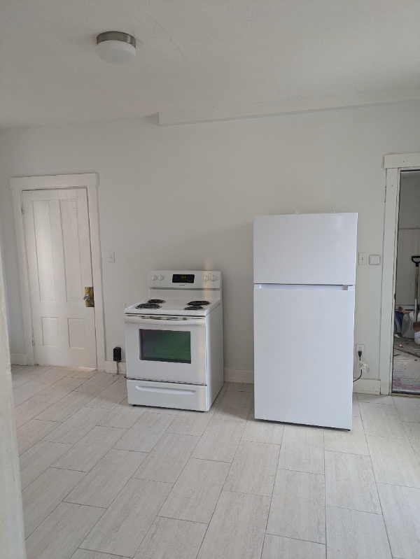 Foto del edificio - 148 Bartlett St