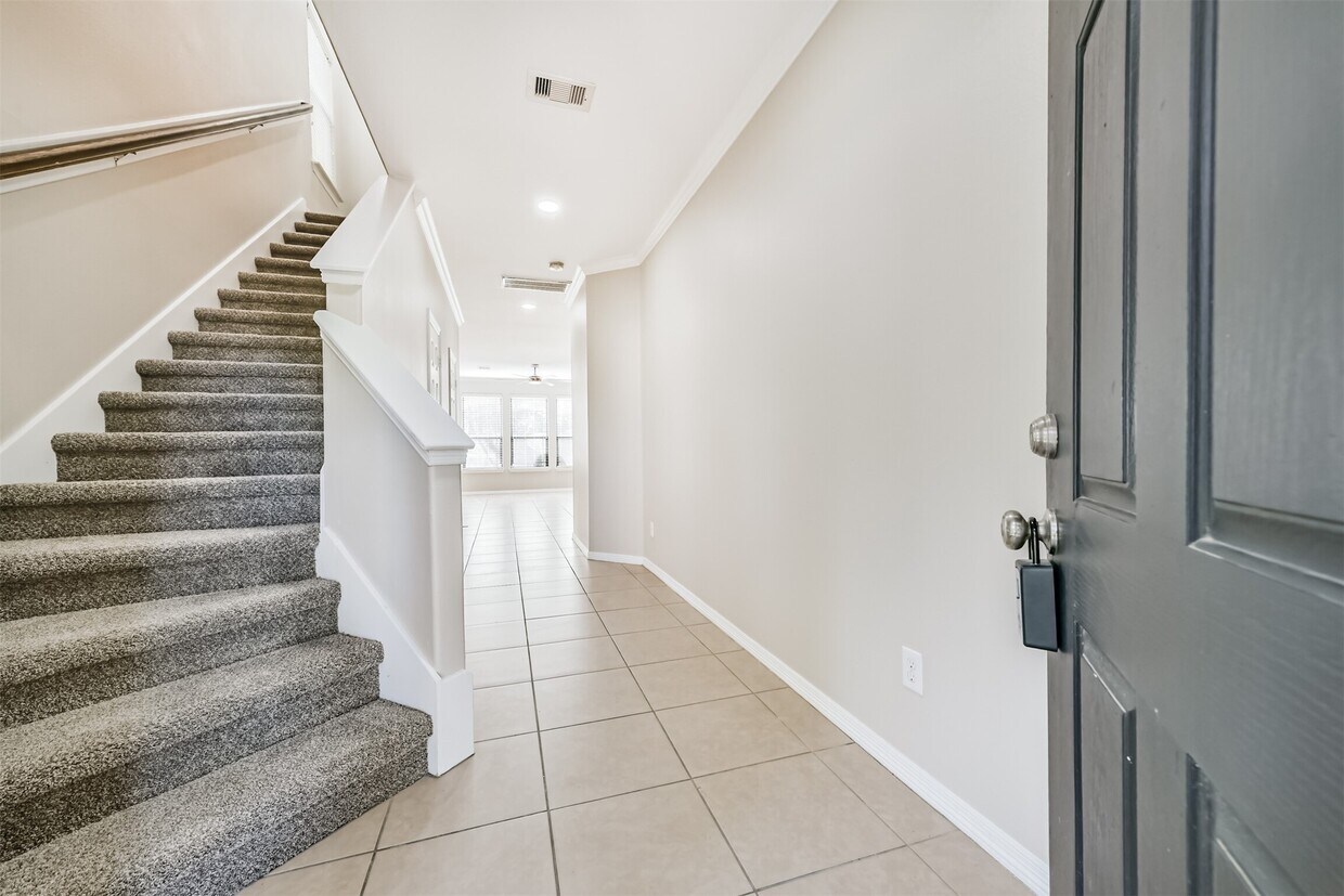 Foto principal - 4214 Brinkley St