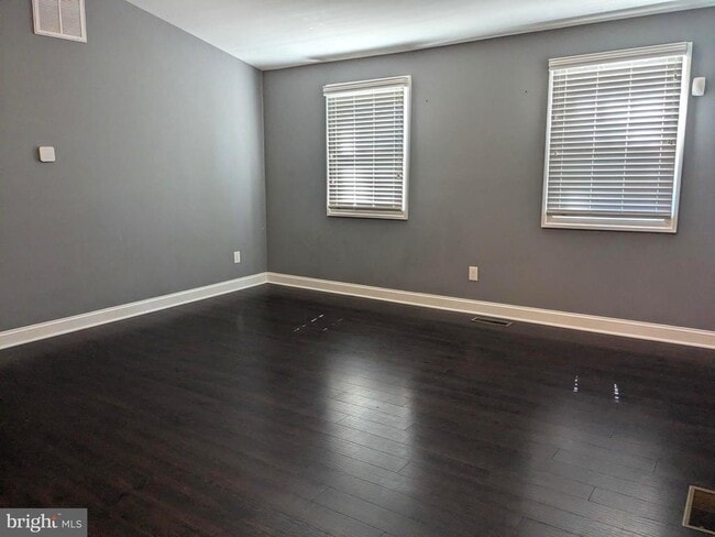 Building Photo - 203 Williams Rd