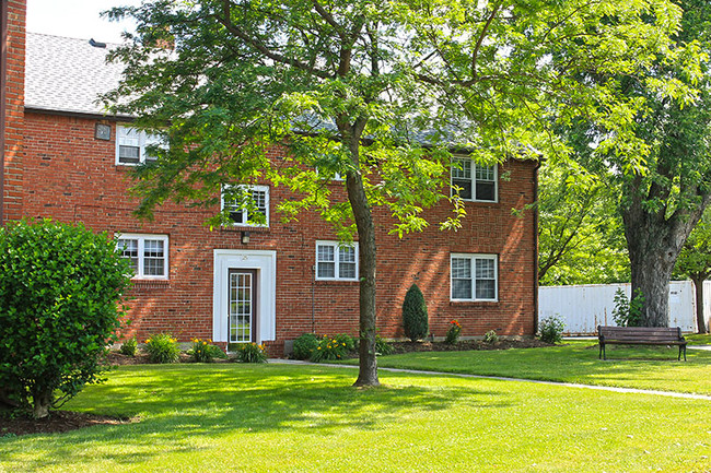 Building Photo - SnyderPark Village Apartments