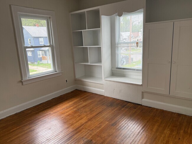 Building Photo - 4112 Garden Park Dr