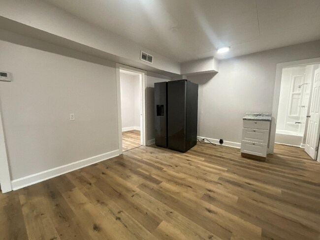 Foto del edificio - 4628 Oakley Ave