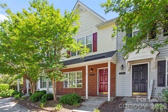 Building Photo - 148 Mangum Cir