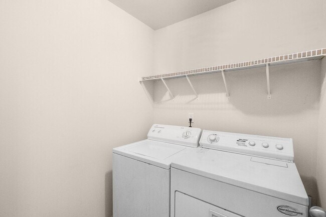 Foto del edificio - 10622 Elm Bend Dr