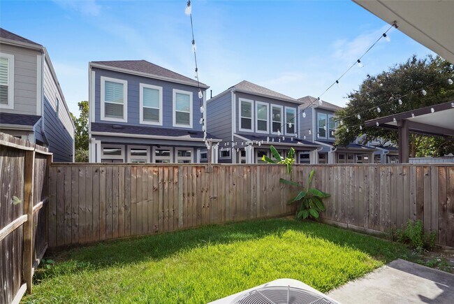 Building Photo - 4123 Eigel St