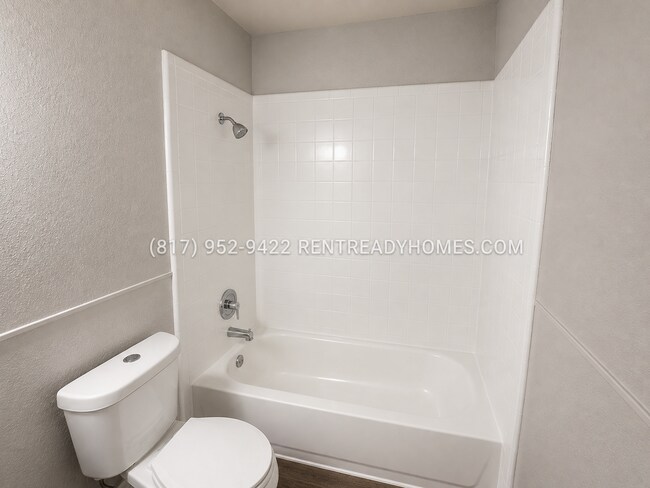 Foto del edificio - 313 Forby Ave