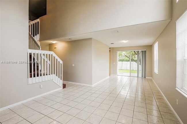 Foto del edificio - 1436 NW 159th Ln