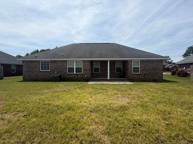 Building Photo - 2850 Foxcroft Cir