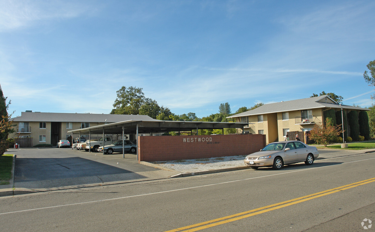 Foto del edificio - Westwood Apartments