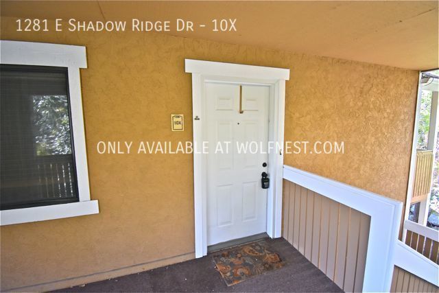 Building Photo - Lovely 2 Bed Midvale Condo! No Deposit Opt...