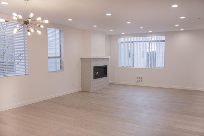Foto del edificio - 15604 5th Ave NE