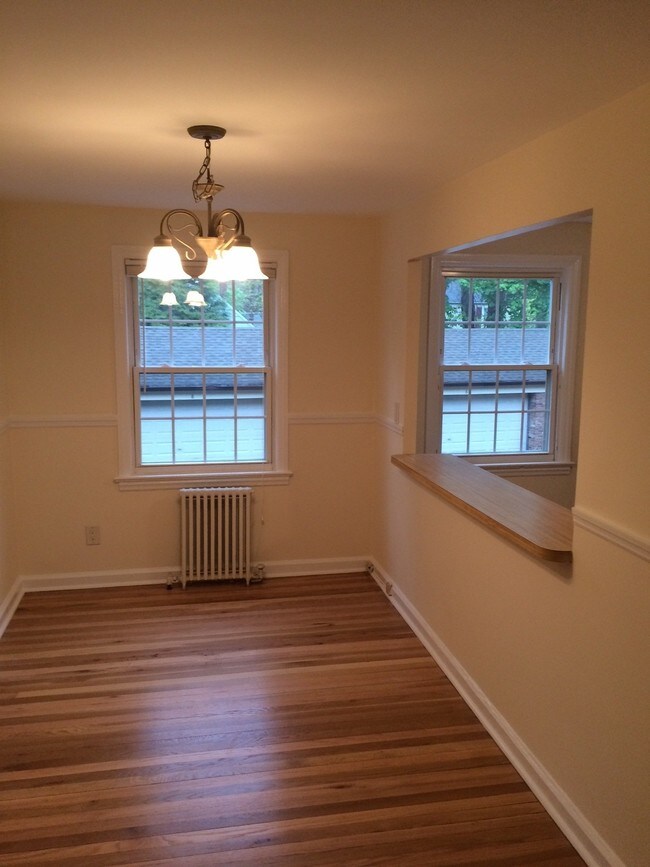 Dining Room - 380 Main St