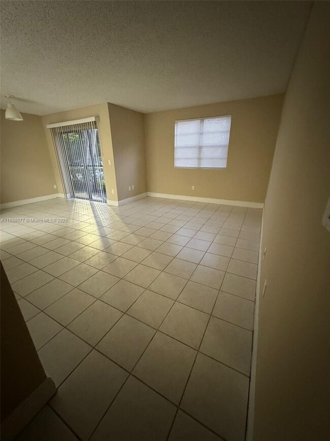 Foto del edificio - 1225 SW 46th Ave