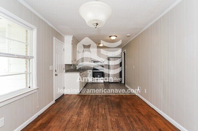 Foto del edificio - 1813 Bassler St