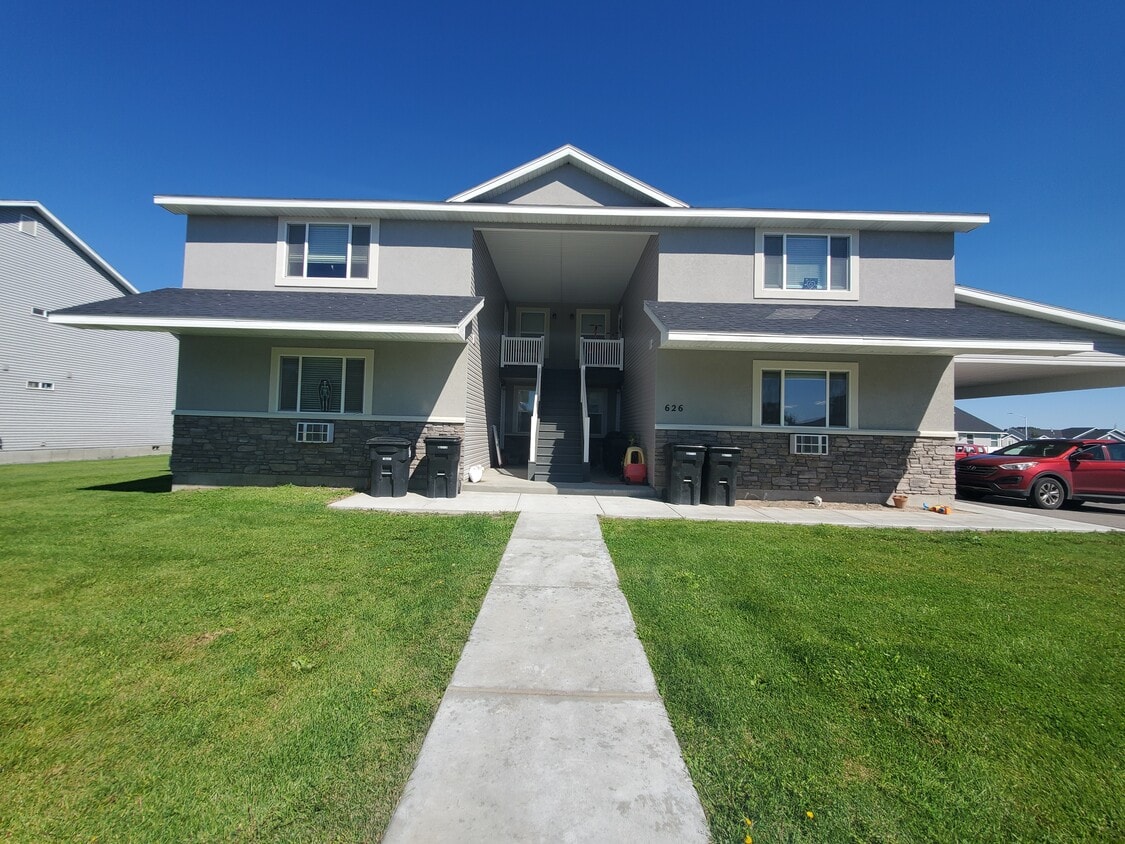 626 Caribou St Unit 3, Rigby, ID 83442 Apartments in Rigby, ID