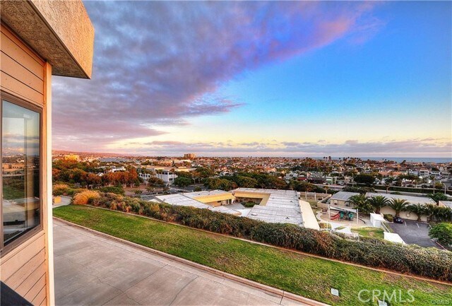 Building Photo - 210 Lille Ln