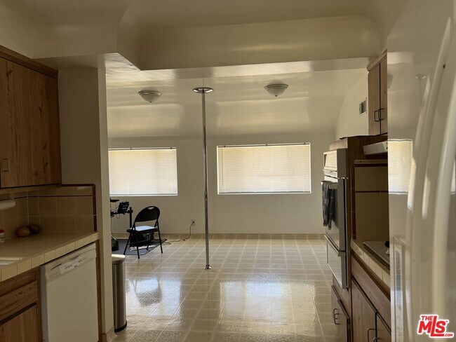 Foto del edificio - 5604 Chariton Ave