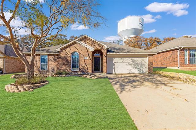 Primary Photo - 924 Hidden Oaks Dr