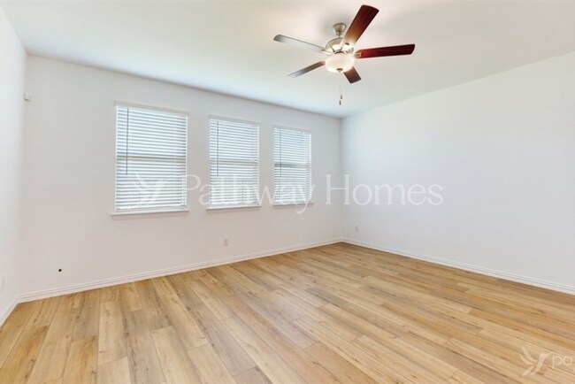 Foto del edificio - 944 Rusty Spur Ln