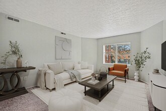 Building Photo - 564 Glenwood Ave