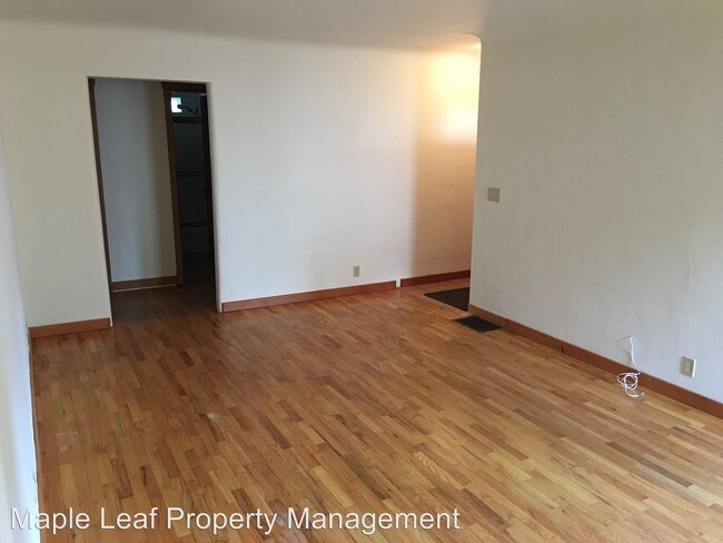 Building Photo - 2 br, 1 bath House - 10712 23rd AVe NE