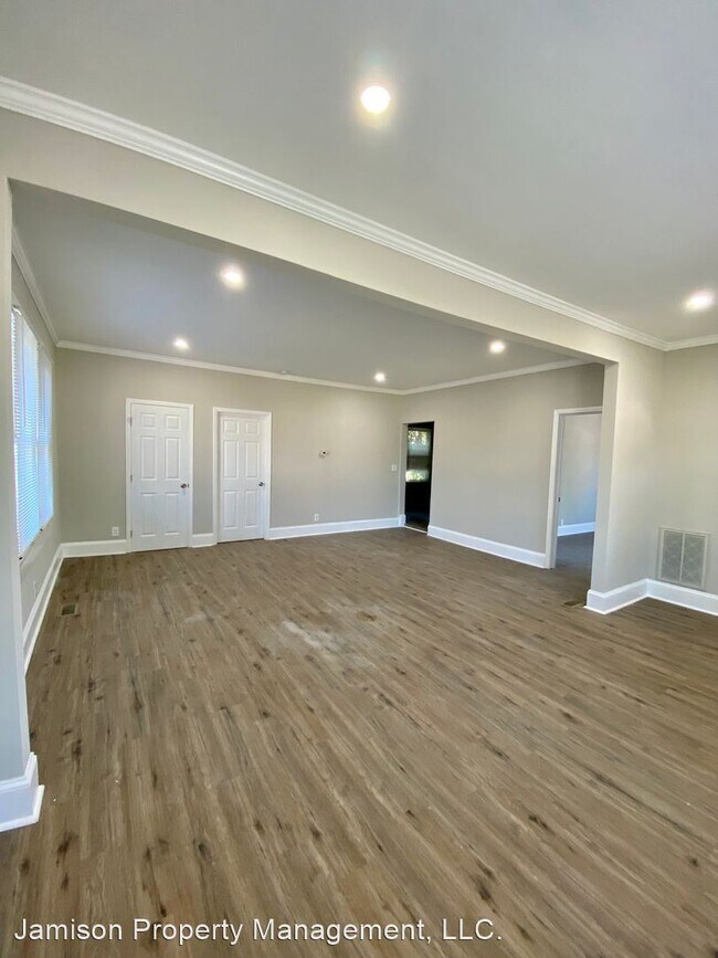 Building Photo - 2 br, 1 bath House - 1113 W 5th Ave