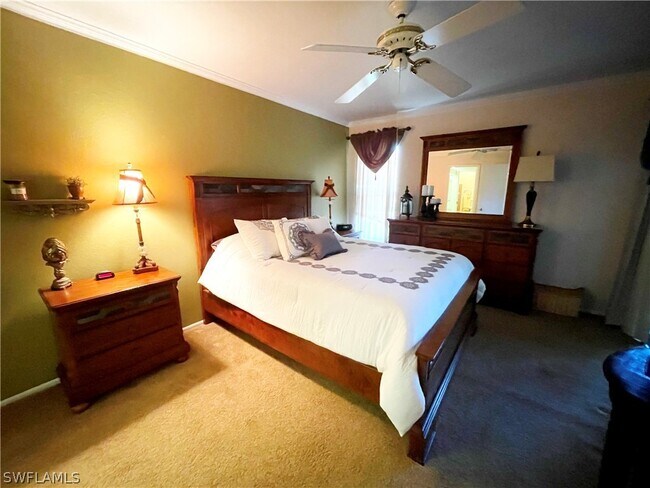 Foto del edificio - 5255 Coronado Pkwy