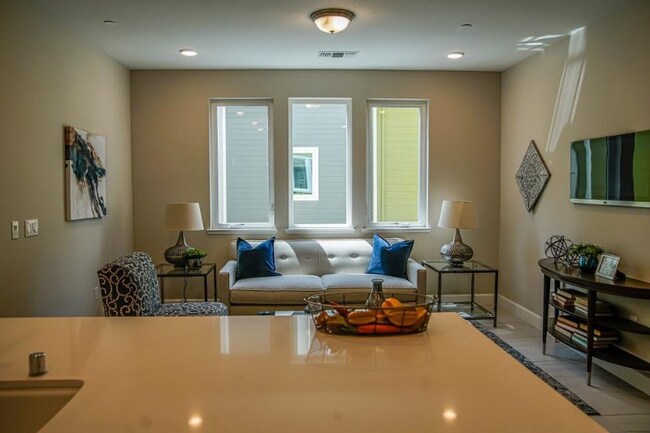 Foto del edificio - 81 S Milpitas Blvd