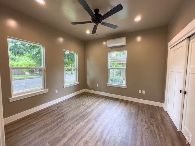 Foto del edificio - Olive421 / E.4th555- RM