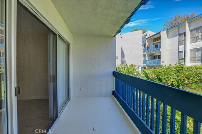 Foto del edificio - 611 S Prospect Ave