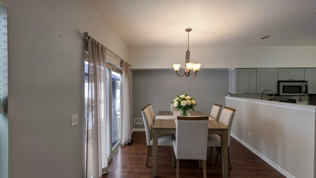 Building Photo - 205 Key Largo Dr