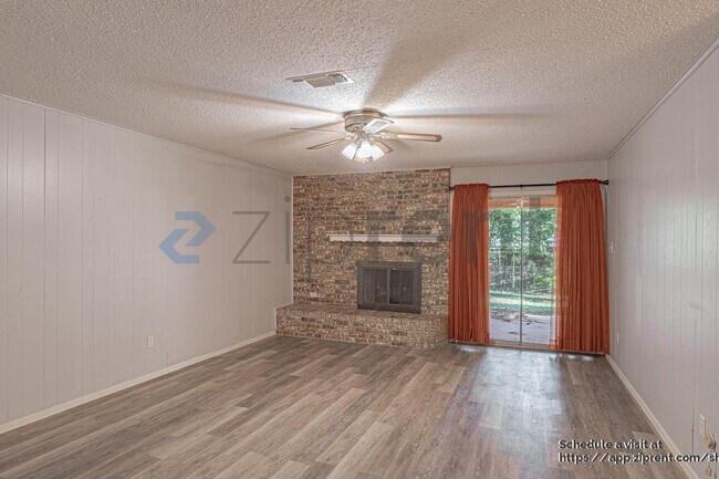 Foto del edificio - 1033 Princeton Pl