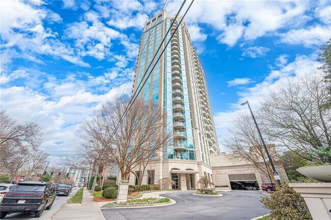 Foto del edificio - 2795 Peachtree Rd NE