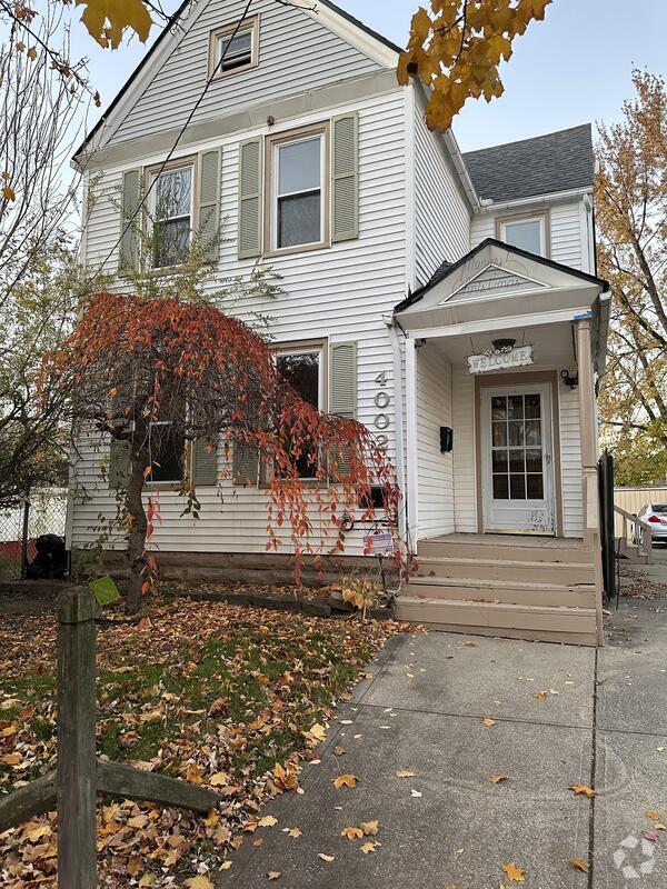 Building Photo - 4002 Robert Ave