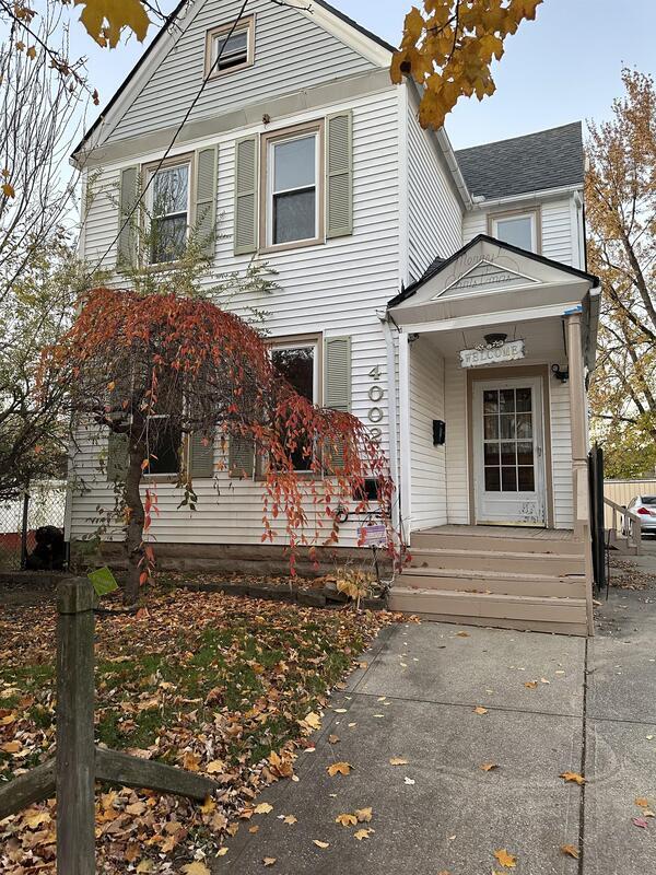 Foto principal - 4002 Robert Ave