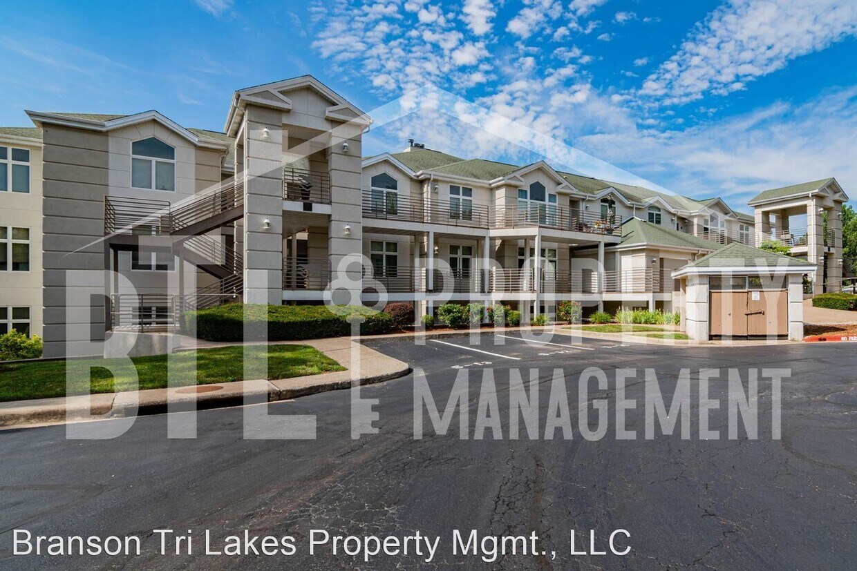Primary Photo - 2 br, 3 bath House - 120 Oxford Court #1