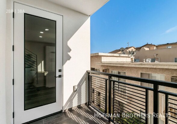 Foto del edificio - 3632 Keystone Av