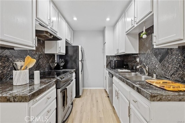 Building Photo - 5460 White Oak Ave