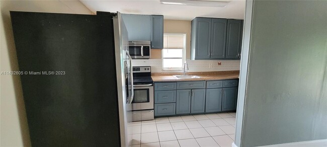 Foto del edificio - 3641 NW 15th St