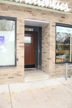 Building Photo - 1696 1/2 W Grand Ave