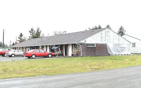 Building Photo - 11211 12th Ave S