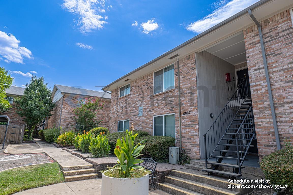 Foto principal - 8087 Meadow Rd